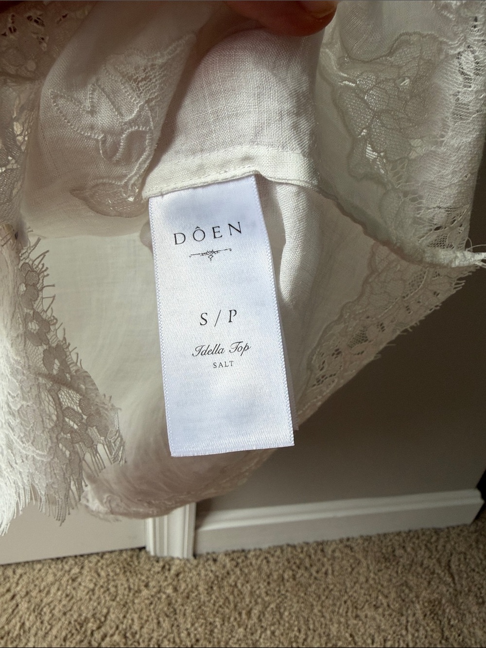 Doen White Lace blouse - Picture 4 of 11